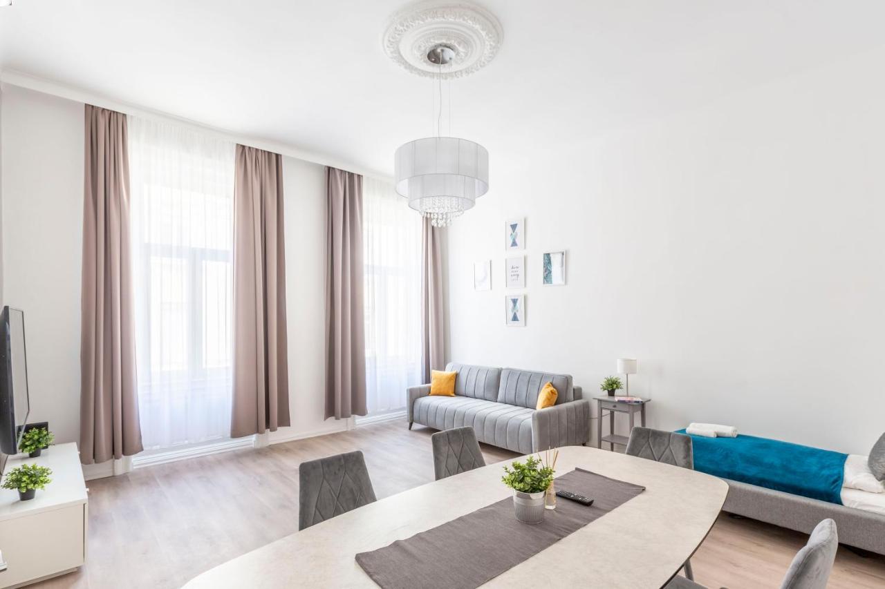 Exclusive Downtown Apartment In The Heart Of Budapesta Exterior foto